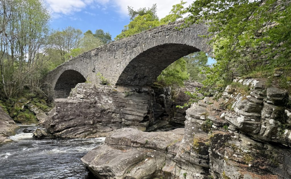 A bridge in Scotland to illustrate how one identity can be used on two different devices or client browsers